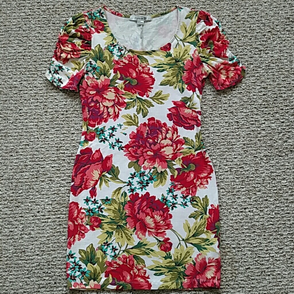 SALE! Forever 21 Floral Dress